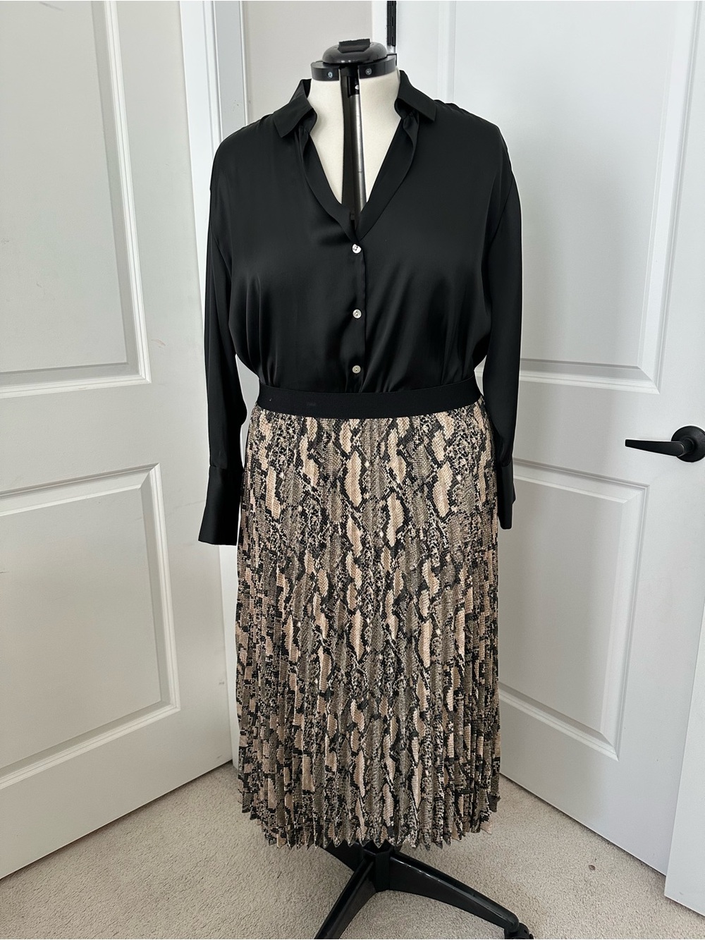 H&M Snake-Print Midi Skirt